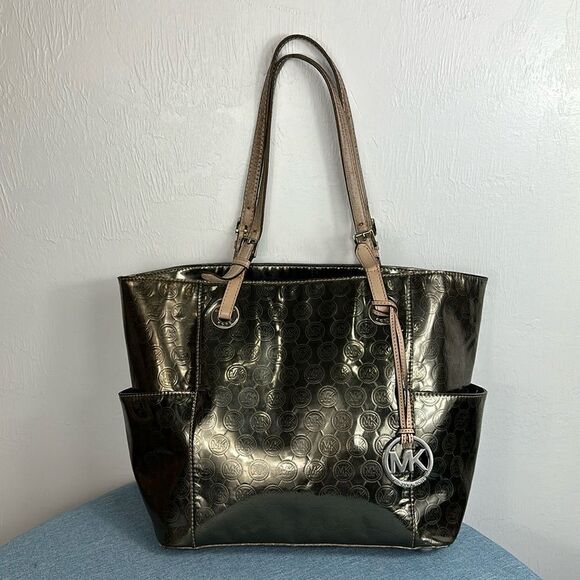 Michael Kors Jet Set East West Mirror Metallic Bronze Color Tote - Picture 1 of 12